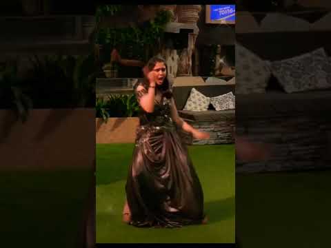 Big Boss mein chikni Chameli 😘#rajnithemixeasyart #bollywood #music #hindisong #bollywoodsongs