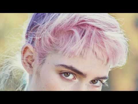 download lagu mp3 mp4 Saturn Princess Grimes, download lagu Saturn Princess Grimes gratis, unduh video klip Saturn Princess Grimes