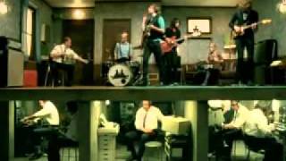The Comeback, Shout out louds