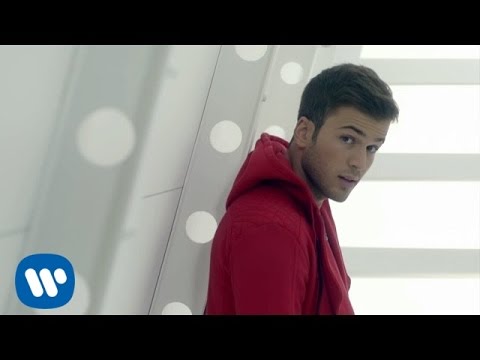 DAVID CARREIRA - Obrigado La Famille feat Dry (Clip Officiel)