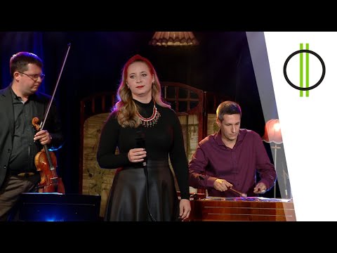 Akusztik: Tímár Sára és zenekara