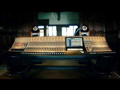 Inside the Wunderbar - Sound Stage