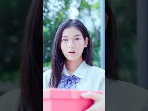 Love Always Finds the Right One! 😳❤️ #linhchihihi #messyclassroom #schoolcrush #schooldrama