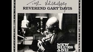 Reverend Gary Davis - Talk On The Corner