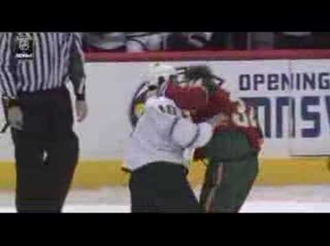 Brenden Morrow vs Aaron Voros