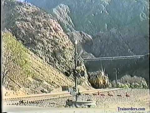 Classic Railroad Series 39 - UP and BNSF on Cajon Pass September 11, 2002