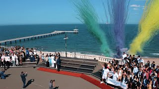 С парад на абитуриентите изпратихме Випуск 2025 година. Бургас ви обича!