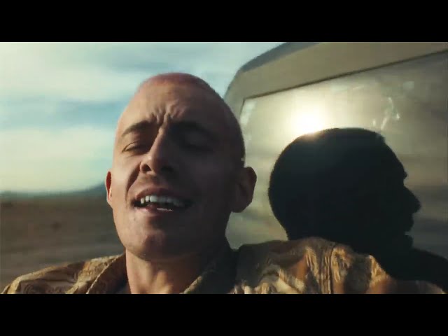 Kiss Me von Dermot Kennedy ((jetzt ansehen))