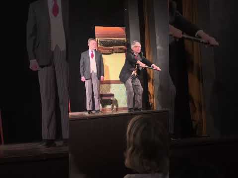 Vražda v salonním coupé - Žižkovské divadlo Járy Cimrmana - Metoda usilovných dřepů