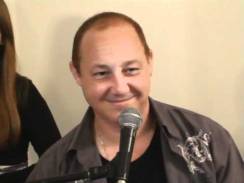 Ansambel Totter Midi Sotošek-Rad bi se postaral s teboj (v živo)