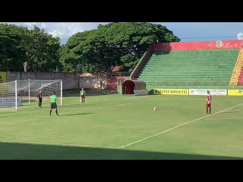 Disputa de pênaltis,  semi final Interior Cup,  Cauã batendo pênalti