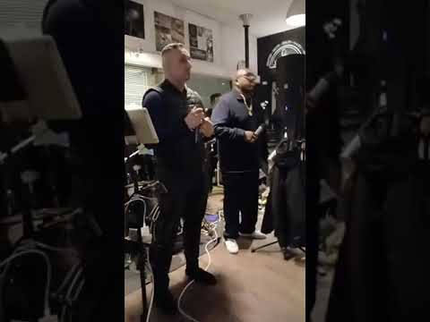 More Gari Suno-Khanna ft Raggamann Khanna houseband Live