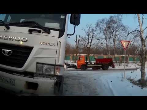 WINTER  DRIVING FAILS 2018  // Rutschige Angelegenheit so eine Straße