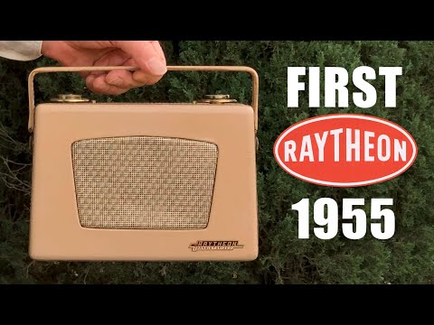 First RAYTHEON transistor radio, 1955, 2nd only to Regency TR-1 - 8TP model - collectornet.net