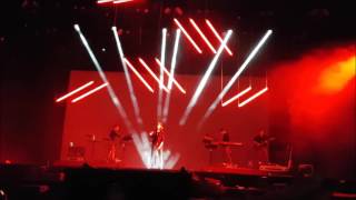 Christine and the Queens - Safe and holy - Live Lokerse Feesten 12.08.2016