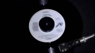Huey Lewis &amp; The News - 02 Slammin&#39; (Polystyrene 45 R.P.M.)