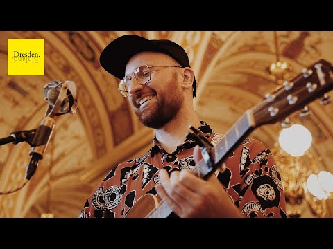 No King. No Crown. - Beneath Our Feet (live at Semperoper Dresden)