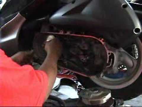 comment demonter variateur kymco 250 kxr