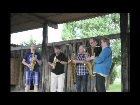 Quintessence Saxophone Quintet plays "Fuge in d-moll" by J.S.Bach. Practice for T.I.M
