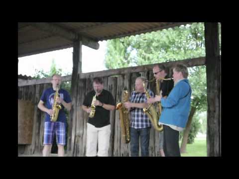 Quintessence Saxophone Quintet plays 