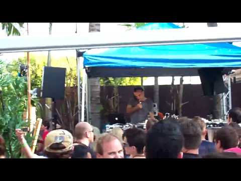 Paco Osuna minus party@ karu & Y WMC 2009 HD