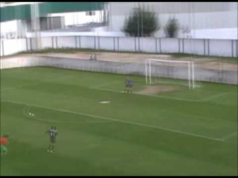 Cesarense 4 Cucujães 1 - Quarto golo - Pedrinho