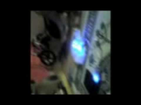 Betinho, Dimitri, Pinho, e Tiago jogando mortal kombat!! MK RULEZZ!!!