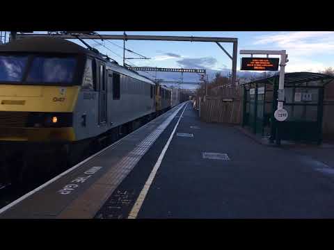 90047 and 90046 Coatbridge to Daventry running 4 hours late