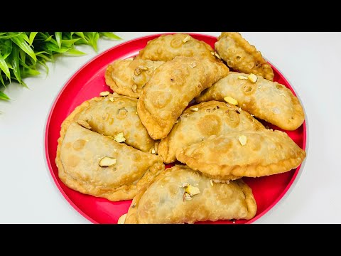 Karanji Recipe | ❤️ Dry Fruits Poori Recipe | Coconut Stuffed Poori Recipe