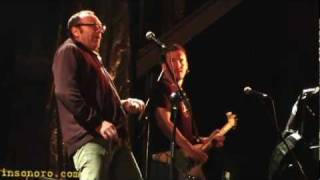 Homenaje a Barricada (No Sé Que Hacer Contigo)