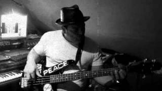 Tony on Bass - Intimate Connection - Kleeer - Funky Old School Bass R&B Funk Soul