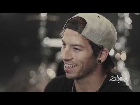 Josh Dun's- S FAMILY "Lane Boy" Performance