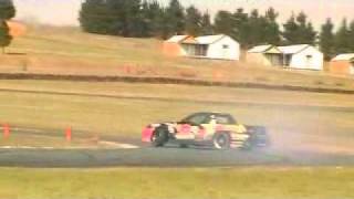 DAN KENNEALLY VS NICK COULSON - STADIUM DRIFT 2011 !