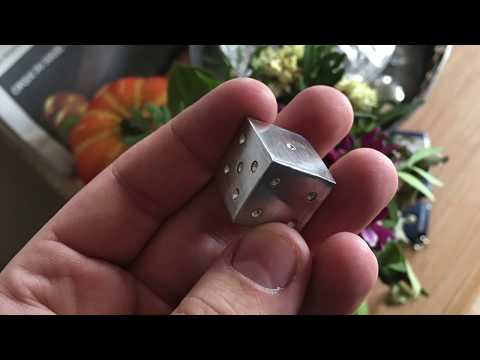 Würfel aus Zinn gießen - Molding Tin Dice