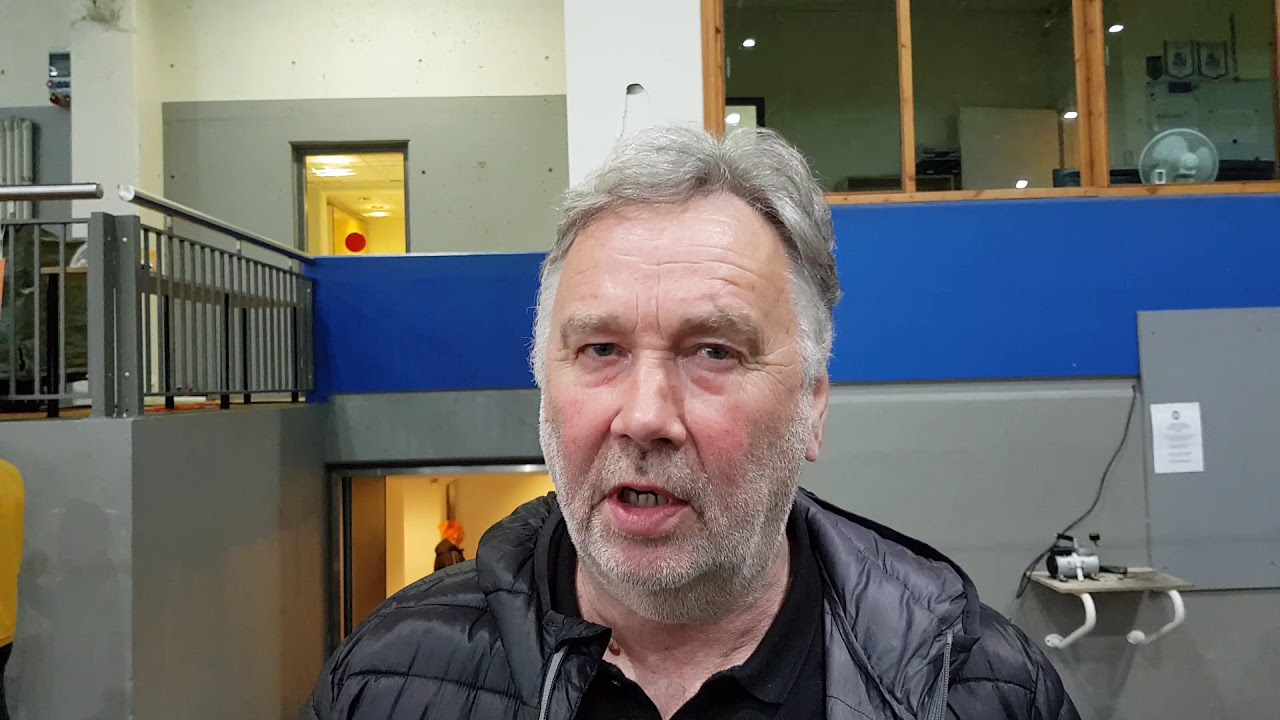 Logi Ólafs: Kári klár í næsta leik, vildum ekki spila honum á þurru gervigrasinu