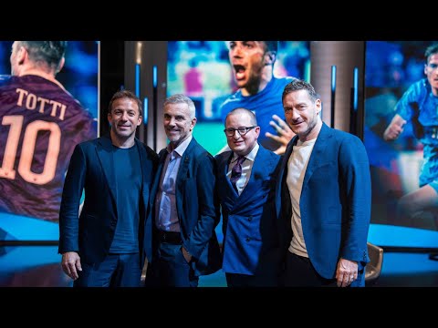 🤝 Sky, Federico Buffa racconta Totti Del Piero 10+10 Capitani ⚽️ | #Sky20Anni