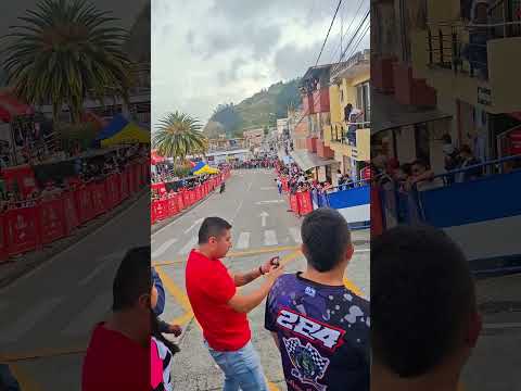 carreras  de motos tangua nariño #2tiempos #motovelocidadcolombia #videoviral  #pasiónporlasmotos