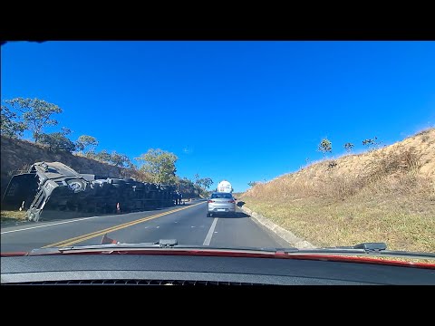 32 viagem voltando do nordeste, acidente BR-135 Joaquim Felicio-MG 