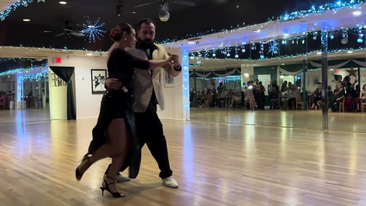 Rino Fraina and Graziella Pulvirenti (Portenisimo) Miguel Calò