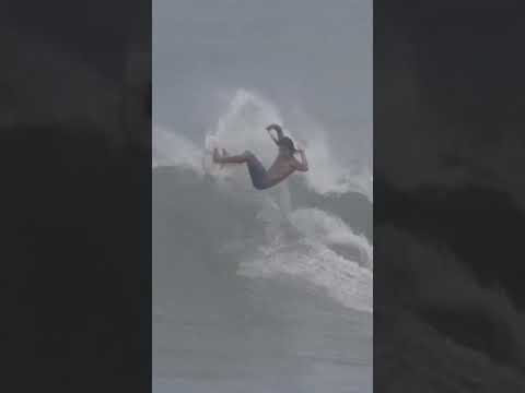 Oney Anwar ripping at his favorite breaks // 🎥 @futuremondroow