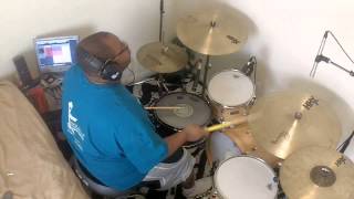 Fred Hammond Presents United Tenors - I&#39;m In The Midst (Drum Cover)