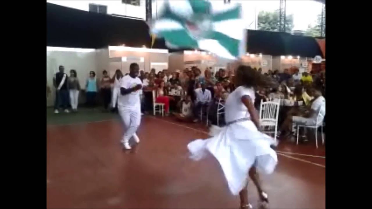 24 de novembro. Dia do Mestre-sala e Porta-bandeira