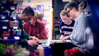 Lontalius - Walk Me Home (Convenience Store Performance)