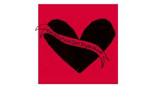 Bikini Kill - Ocean Song