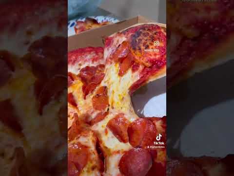 When a 12-inch pizza is just right! #dinner #food #foodie #grbestbites #grandrapids #grandrapidsmi