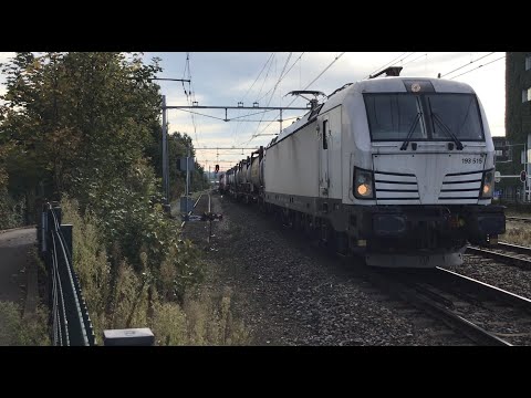 LTE 193 515 with Intermodal Train! Trainstop on bridge between Venlo and Blerick ( Red Signal) 👍👍👍👍🚂