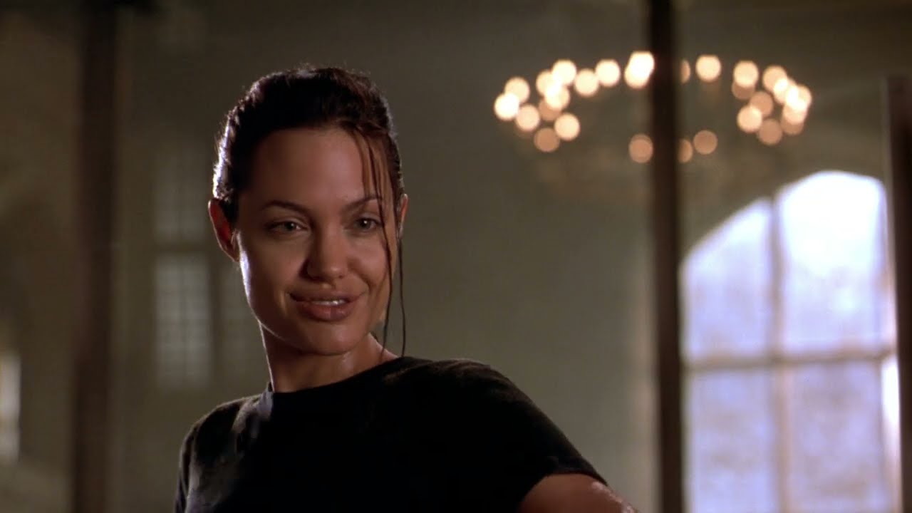 Lara Croft: Tomb Raider trailer thumbnail