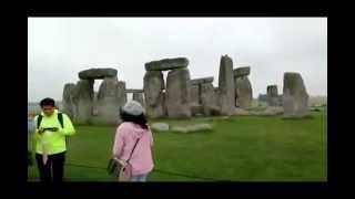 Stonehenge : Prehistoric Monument in England