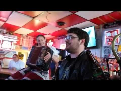 "Aj Lucka Lucka (Over The Meadow Green)" - Angie Kriz and the PolkaToons