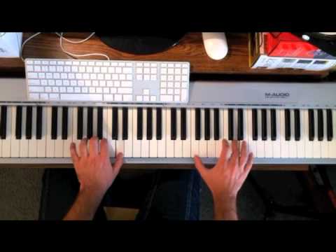 Tutorial: Pascal Guyon playing an advanced original piano tumbao from the song Me Toco Perder